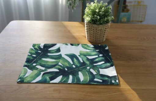 Tấm lót nền trắng lá trầu bà xanh 60*60 1