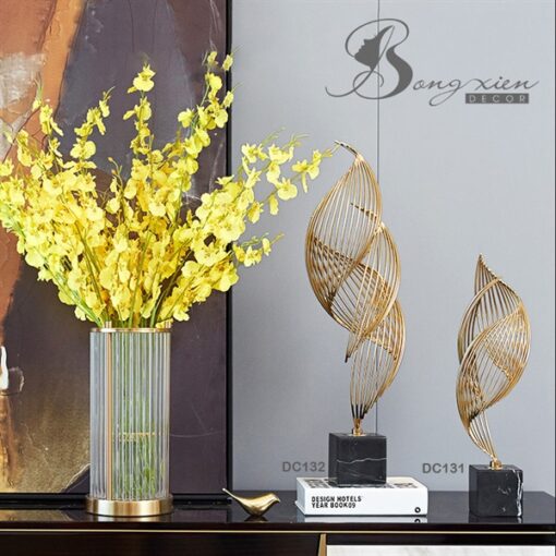 Decor ốc xà cừ bằng kim loại (S) 9