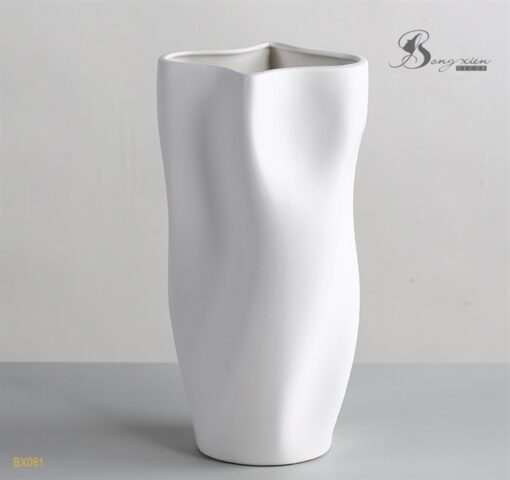 Bình gốm màu trắng 1