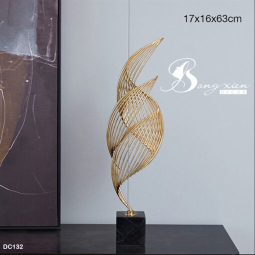 Decor ốc xà cừ bằng kim loại mạ vàng (M) 1
