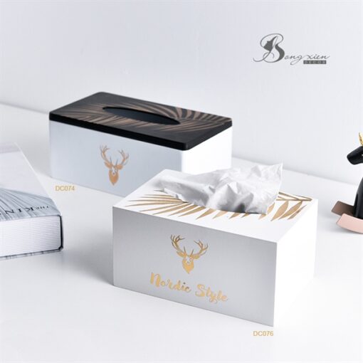 Hộp giấy nhựa hoạ tiết lá cây trắng S 3
