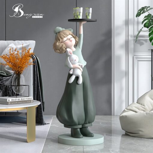 Decor tượng cô gái xanh rêu bê khay (M) 1