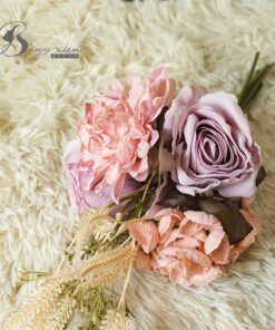 Bó hồng 3 bông + khuynh diệp 15