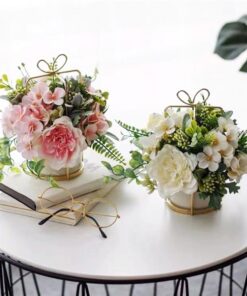 Bó hồng 3 bông + khuynh diệp 11