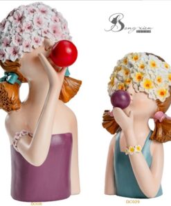 Decor cô gái thổi bóng áo tím (M)** 13