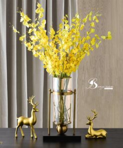 Decor bình trong viền vàng cao, đế nhựa đen M 7