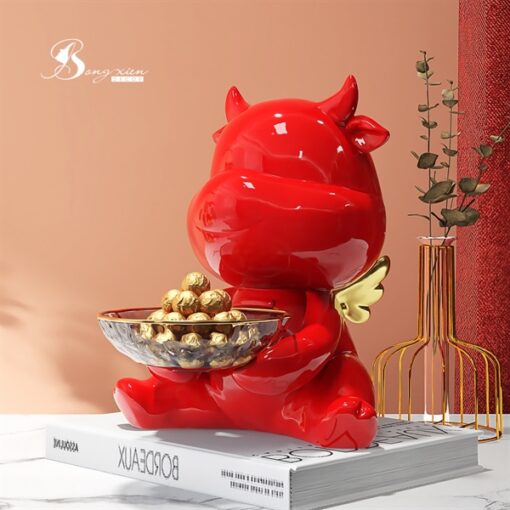 Decor tượng Kim ngưu màu đỏ 1