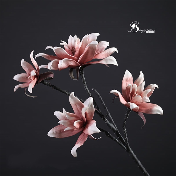 Cành hoa đầu phật thủ 4 bông màu hồng 2 Cành hoa đầu phật thủ 4 bông màu hồng 1