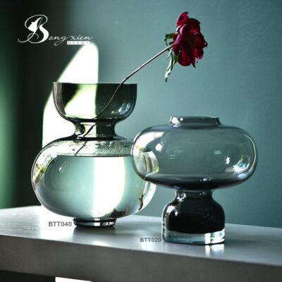 Top Mẫu Bình Hoa Thủy Tinh Đẹp Sang Trọng Cho Decor Nội Thất 2025 7