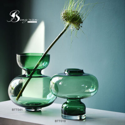 Top Mẫu Bình Hoa Thủy Tinh Đẹp Sang Trọng Cho Decor Nội Thất 2025 9