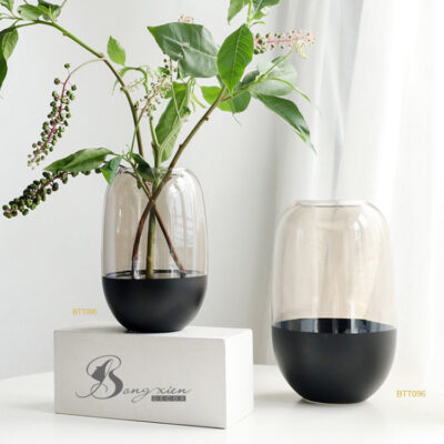 Top Mẫu Bình Hoa Thủy Tinh Đẹp Sang Trọng Cho Decor Nội Thất 2025 3