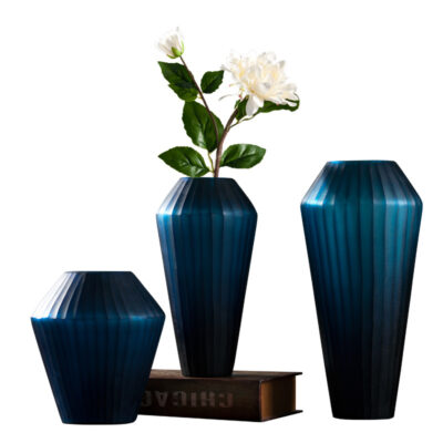 Top Mẫu Bình Hoa Thủy Tinh Đẹp Sang Trọng Cho Decor Nội Thất 2025 23