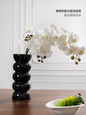 Top Mẫu Bình Hoa Thủy Tinh Đẹp Sang Trọng Cho Decor Nội Thất 2025 17