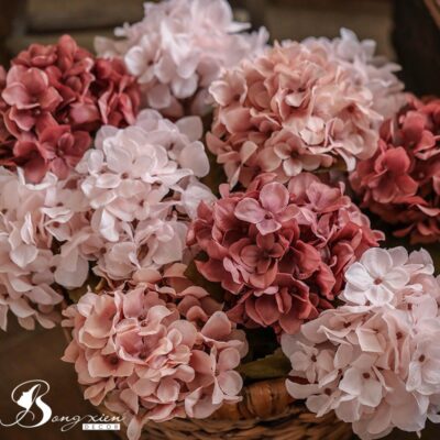 Xu Hướng Decor Hoa Lụa Cao Cấp Được Yêu Thích Tại TP Vinh Năm 2025 19