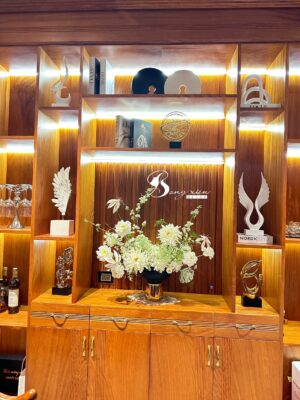 Xu Hướng Decor Hoa Lụa Cao Cấp Được Yêu Thích Tại TP Vinh Năm 2025 5