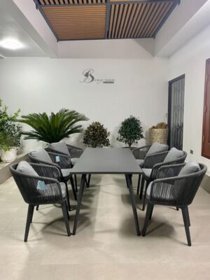 Mua bàn ghế nhôm đúc cao cấp tại TP Vinh ở đâu uy tín? 9