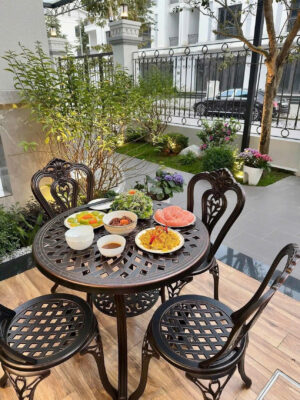 Mua Bàn Ghế Nhôm Đúc Tại TP Vinh – Bông Xiên Decor Đẹp, Bền, Giá Tốt 2 Mua Bàn Ghế Nhôm Đúc Tại TP Vinh – Bông Xiên Decor Đẹp, Bền, Giá Tốt 1