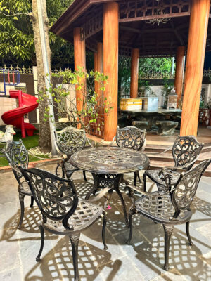 Mua Bàn Ghế Nhôm Đúc Tại TP Vinh – Bông Xiên Decor Đẹp, Bền, Giá Tốt 14 Mua Bàn Ghế Nhôm Đúc Tại TP Vinh – Bông Xiên Decor Đẹp, Bền, Giá Tốt 13