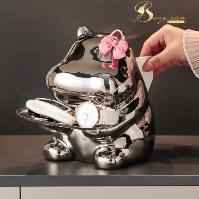 Tượng Bê Khay – Sự Kết Hợp Hoàn Hảo Giữa Nghệ Thuật Và Tiện Ích Trang Trí 14 Tượng Bê Khay – Sự Kết Hợp Hoàn Hảo Giữa Nghệ Thuật Và Tiện Ích Trang Trí 13