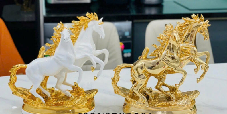 XU HƯỚNG TRANG TRÍ VỚI MẪU NGỰA DECOR 2026 – SANG TRỌNG & ĐẦY Ý NGHĨA 10 XU HƯỚNG TRANG TRÍ VỚI MẪU NGỰA DECOR 2026 – SANG TRỌNG & ĐẦY Ý NGHĨA 9