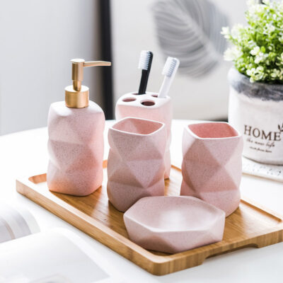 Bộ phụ kiện phòng tắm – Điểm nhấn tinh tế cho không gian sống 12 Bộ phụ kiện phòng tắm – Điểm nhấn tinh tế cho không gian sống 11