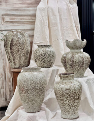 Bình Gốm Trang Trí Bông Xiên Decor – Nét Mộc Nghệ Thuật Cho Không Gian Sống 6 Bình Gốm Trang Trí Bông Xiên Decor – Nét Mộc Nghệ Thuật Cho Không Gian Sống 5