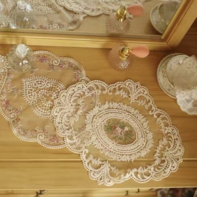 Tấm lót bình hoa – Chi tiết nhỏ nâng tầm góc decor nhà bạn 8 Tấm lót bình hoa – Chi tiết nhỏ nâng tầm góc decor nhà bạn 7