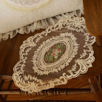 Tấm lót bình hoa – Chi tiết nhỏ nâng tầm góc decor nhà bạn 10 Tấm lót bình hoa – Chi tiết nhỏ nâng tầm góc decor nhà bạn 9